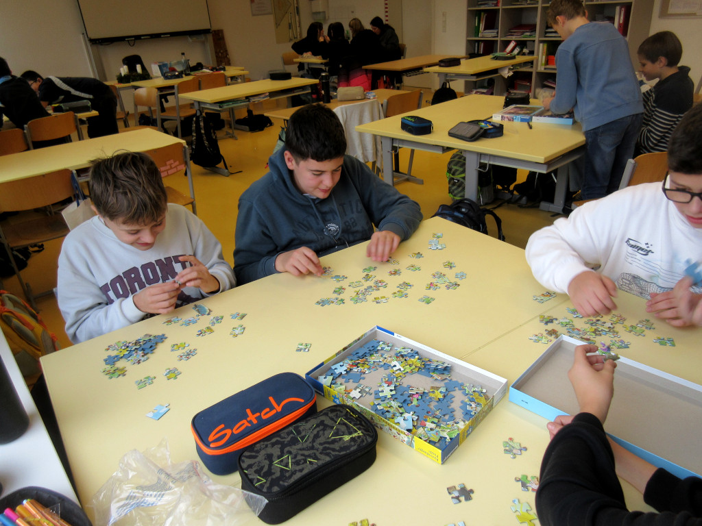 Puzzle lösen im Fach Soziales Lernen
